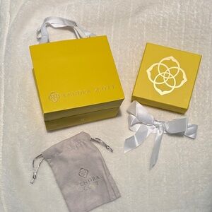 Kendra Scott box and bag